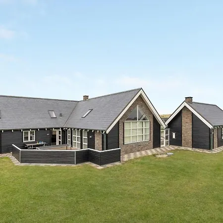 Сasa de vacaciones Pet Friendly In Harboore With Outdoor Swimming Pool Harboør