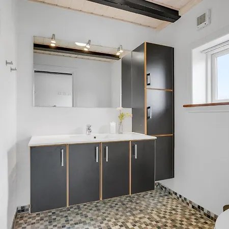 Pet Friendly In Harboore With Outdoor Swimming Pool Сasa de vacaciones